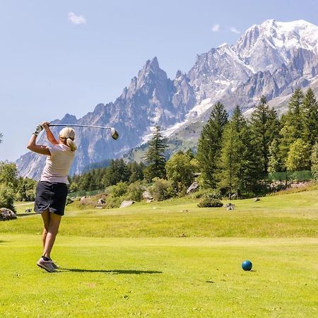 La Petite Apartment Courmayeur Bagian luar foto