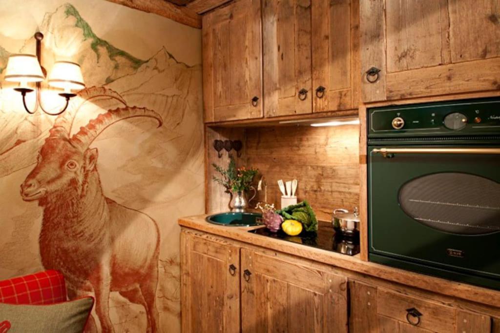 La Petite Apartment Courmayeur Bagian luar foto